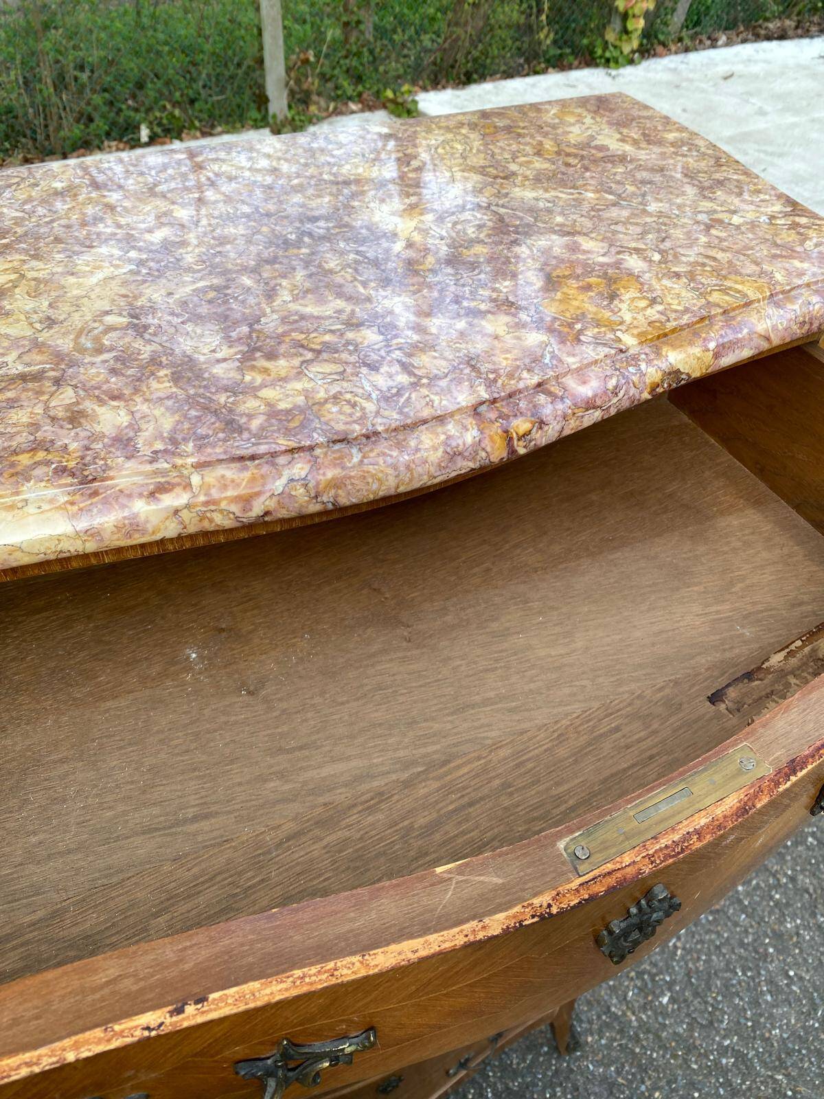 Curved secretary in Louis XV marquetry