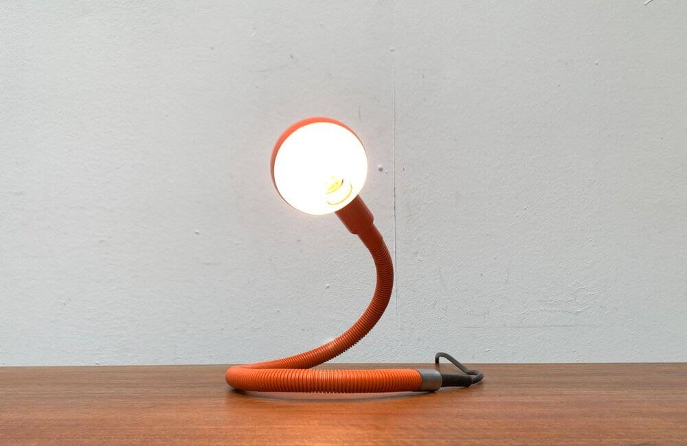 Vintage Italian Space Age Hebi table lamp by Isao Hosoe for Valenti Luce, 1970s.