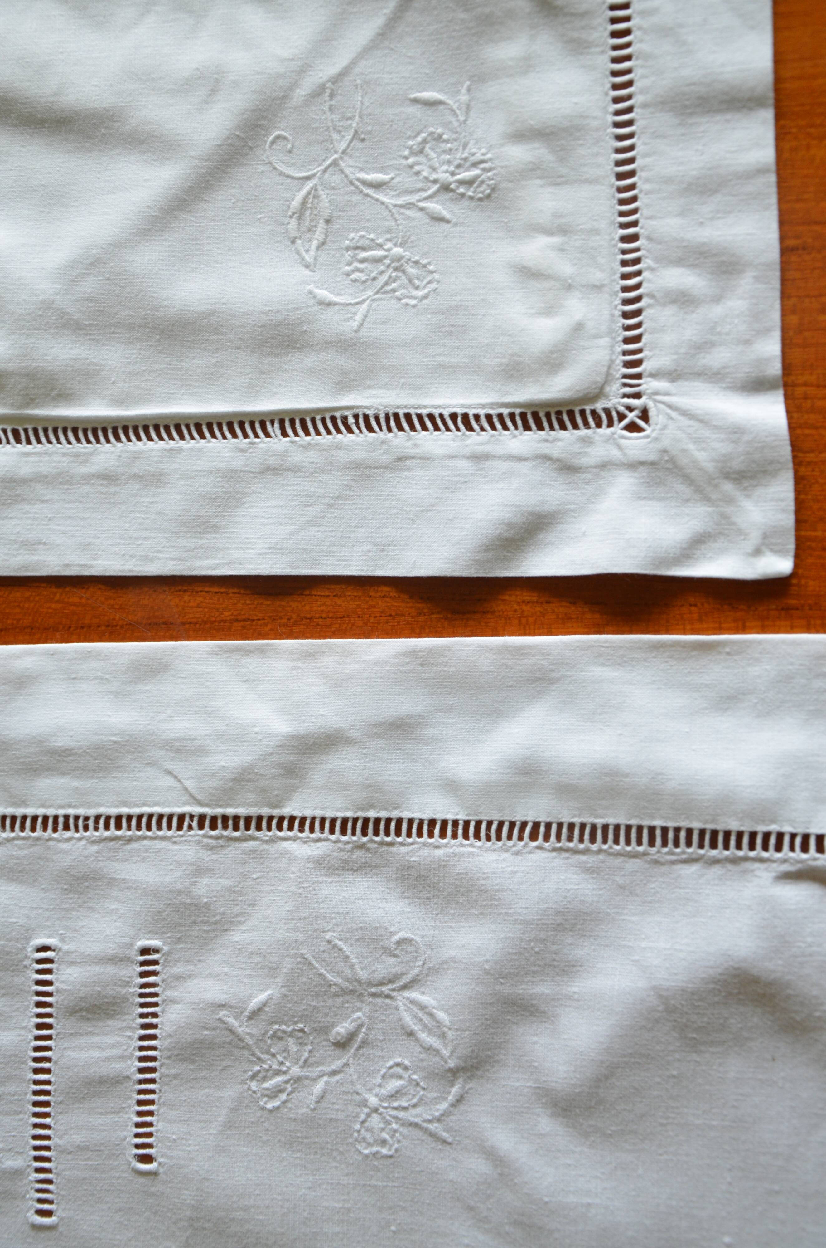 Embroidered children's bedding set
