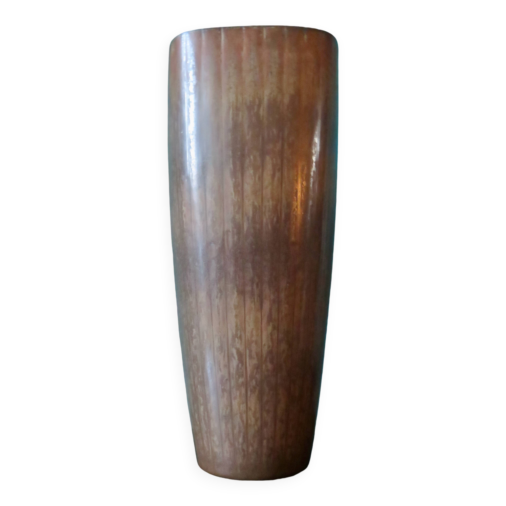 Stoneware vase in shades of brown, taupe and ochre by Gunnar Nylund for Rorstrand. Sweden 1960