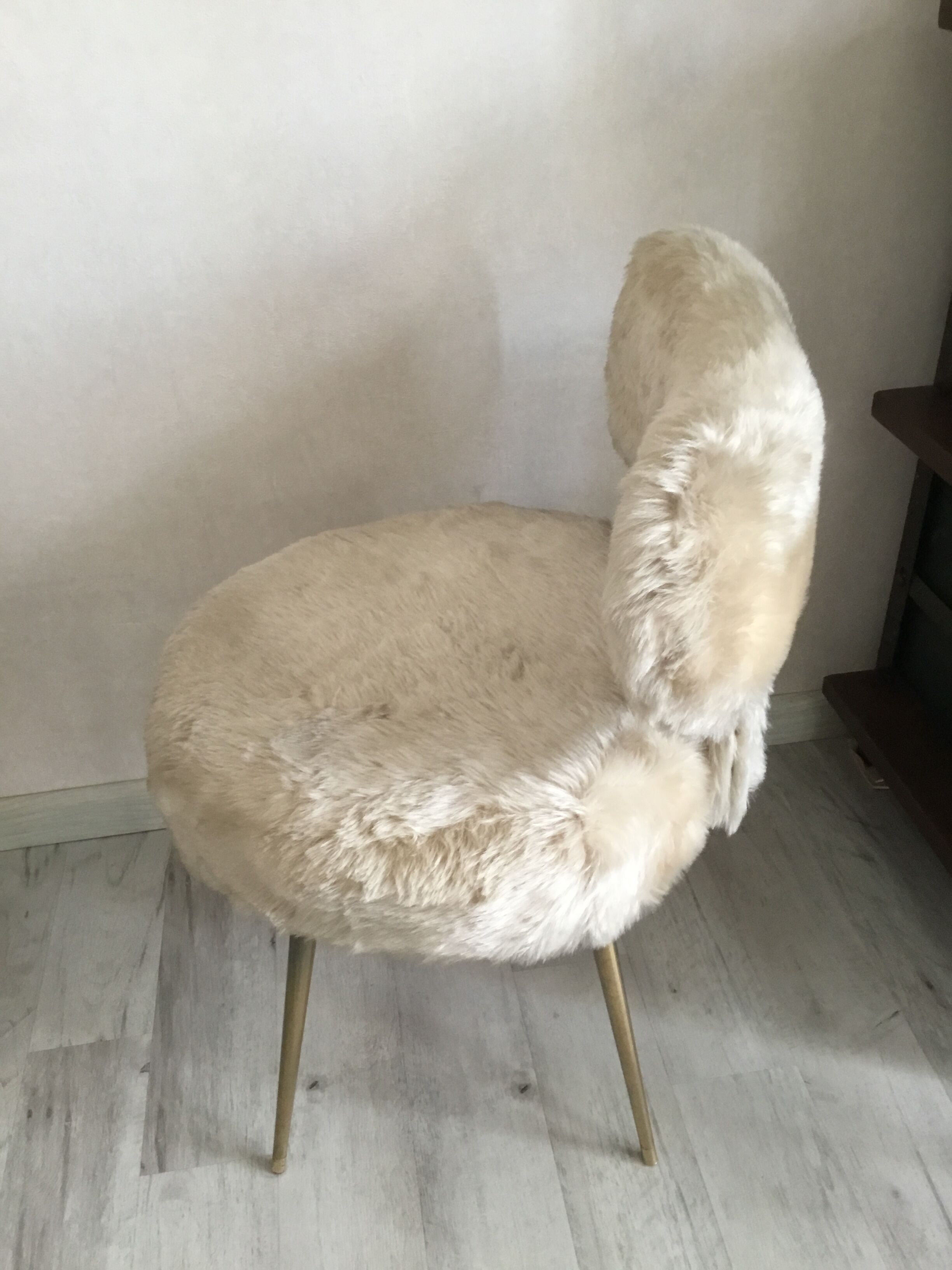 Pelfran golden beige heater