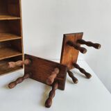 Paire de tabourets, repose-pieds en bois tourné massif