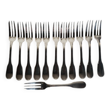 12 Christofle Versailles model cake forks in silver-plated metal.