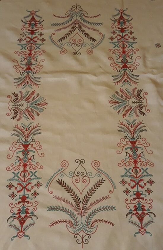 Embroidered cotton tablecloth 90s
