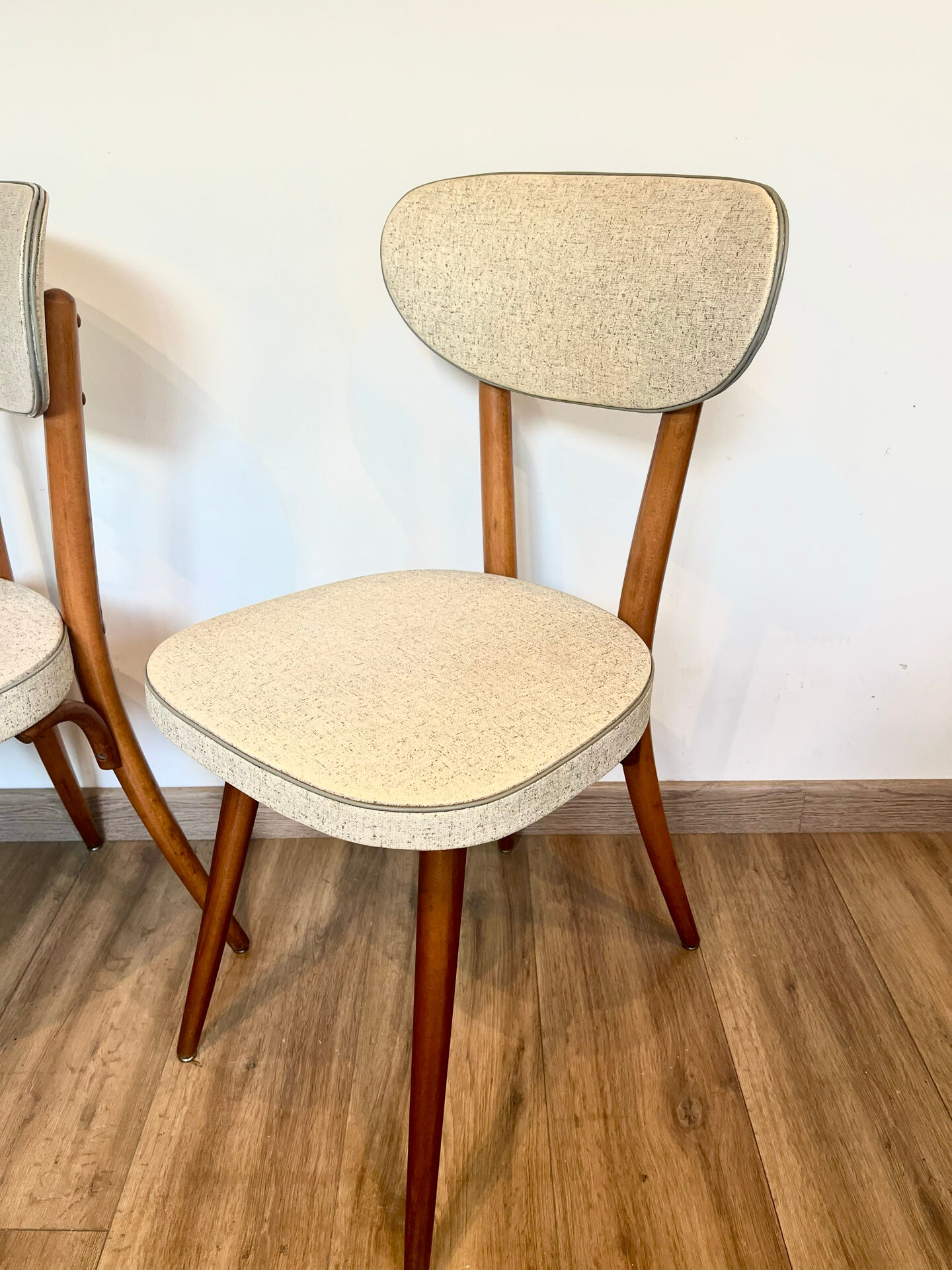 Baumann chairs