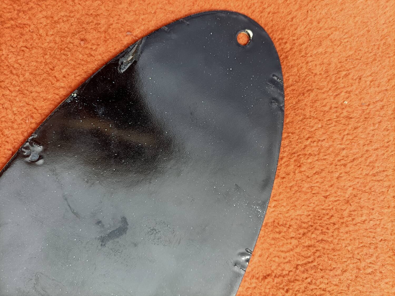 Enameled plaque - Artists Entrance 👩‍🎨💋