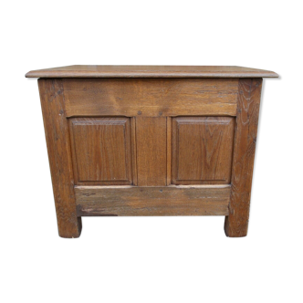 Coffre antique, coffre en français lambrissé