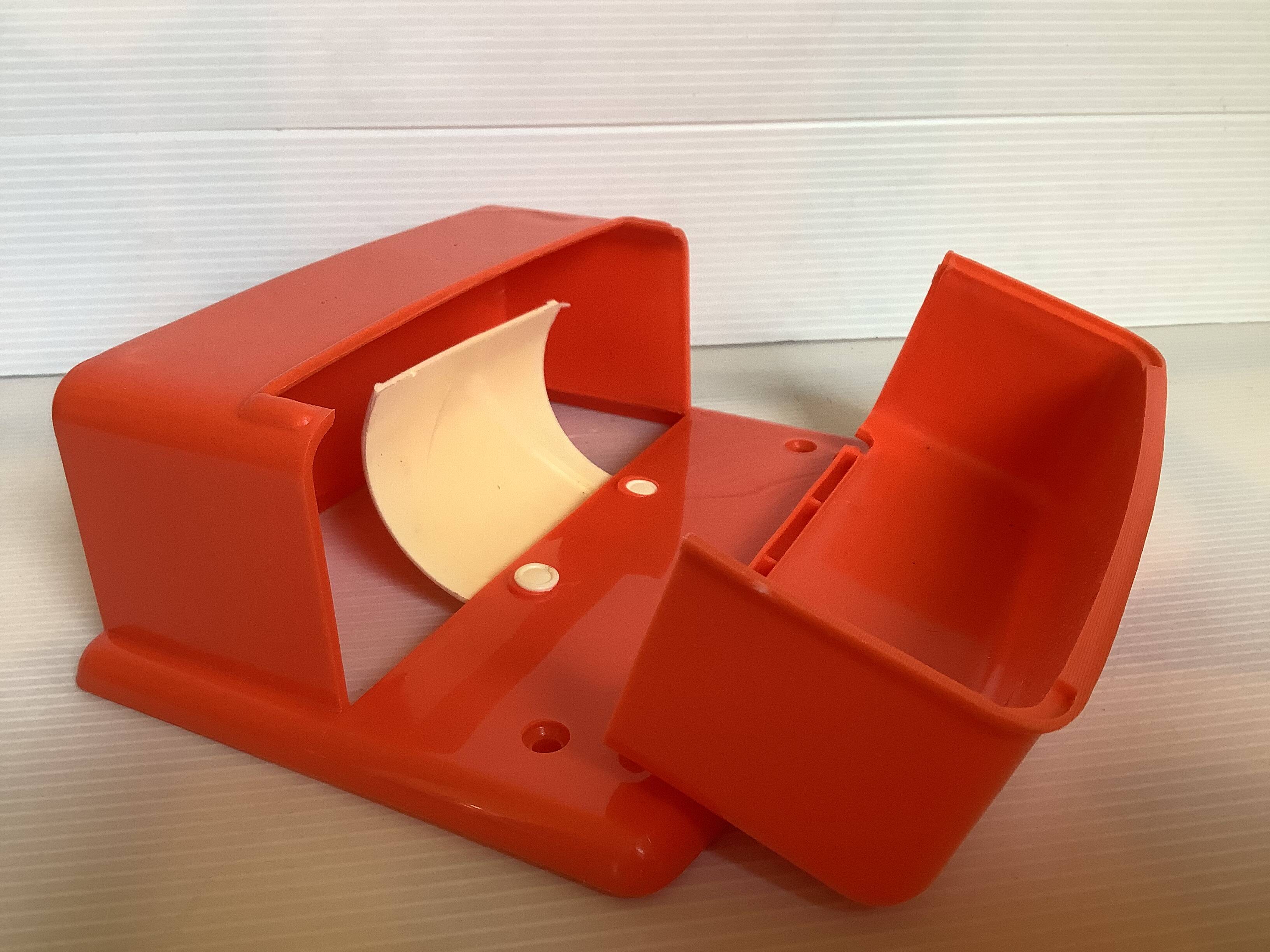 Syla toilet paper dispenser