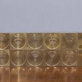 Groupe de bougeoirs en laiton massif cubiques par Gusum Metallslöjden, Suède