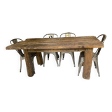 beautiful table sculpture with an incredible story