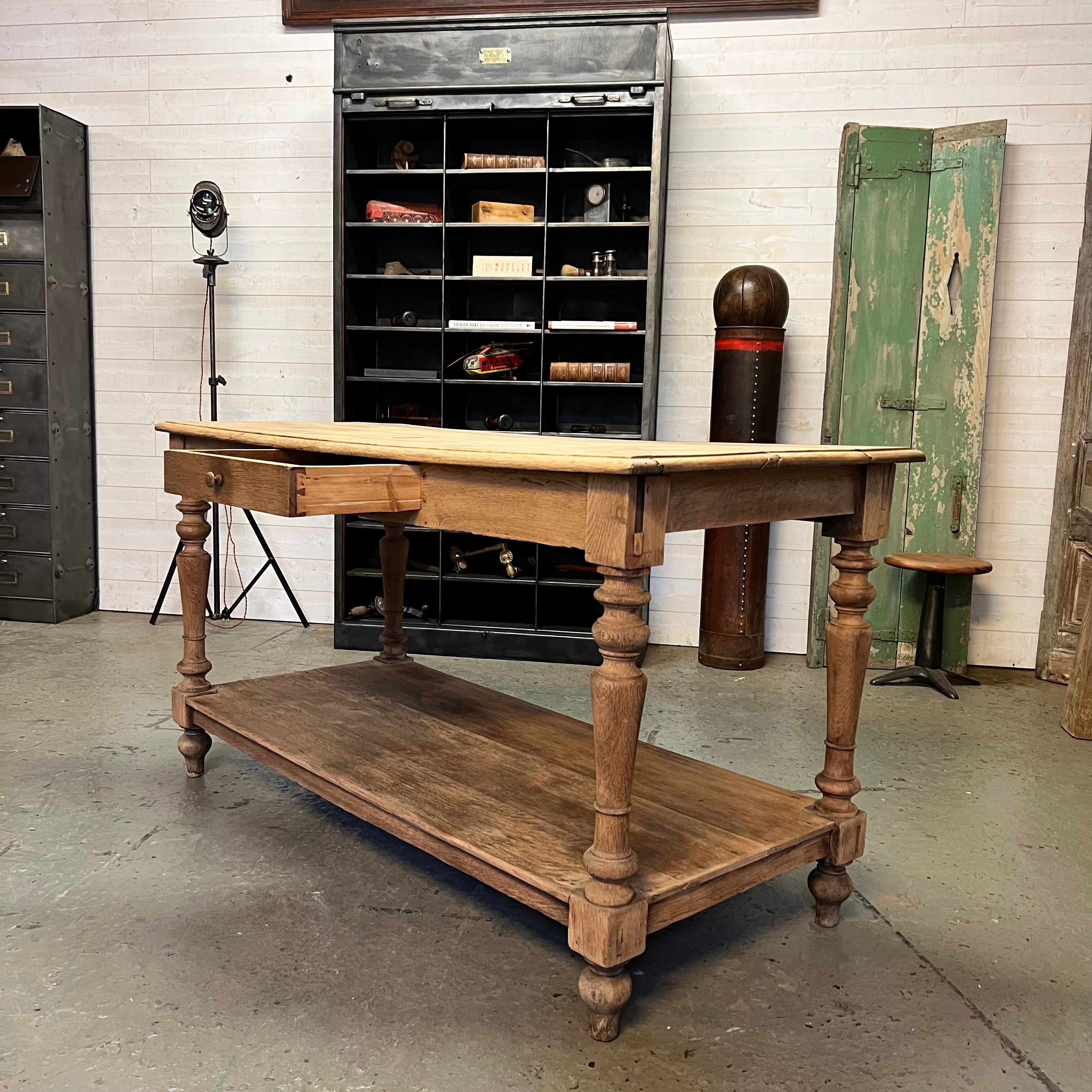 Table de drapier en chêne fin xix eme