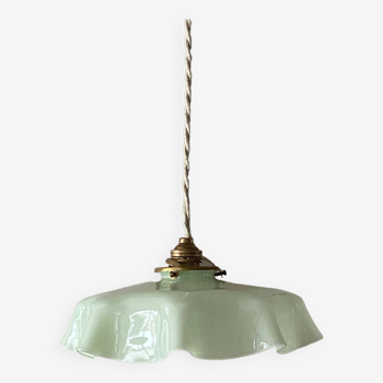 Suspension en opaline vert celadon