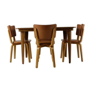 table en bois courbé par Cor Alons
