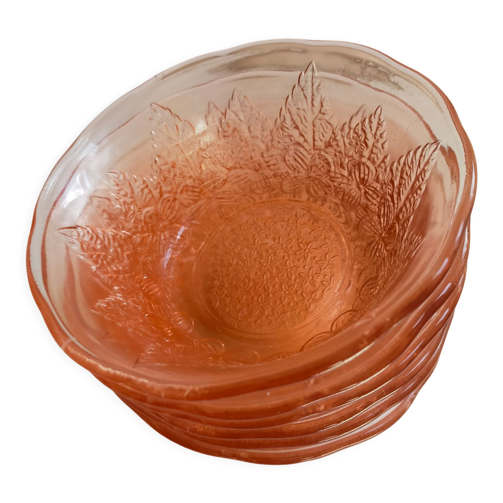 Bowls engraved flowers and signed