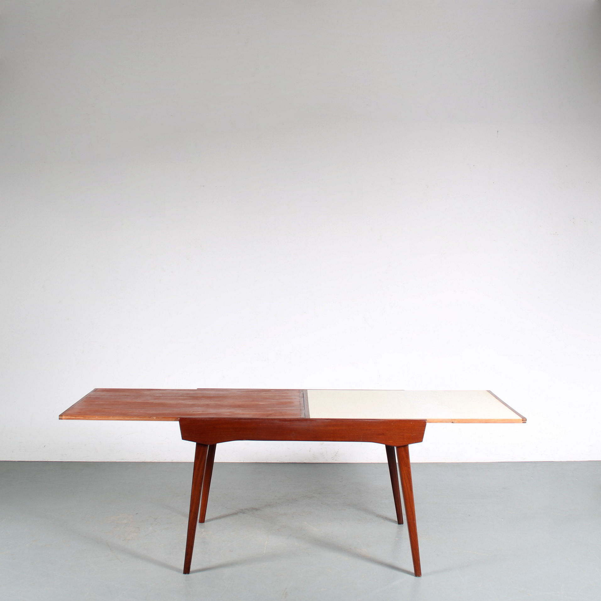 1950s Extendible dining table from the Netherlands