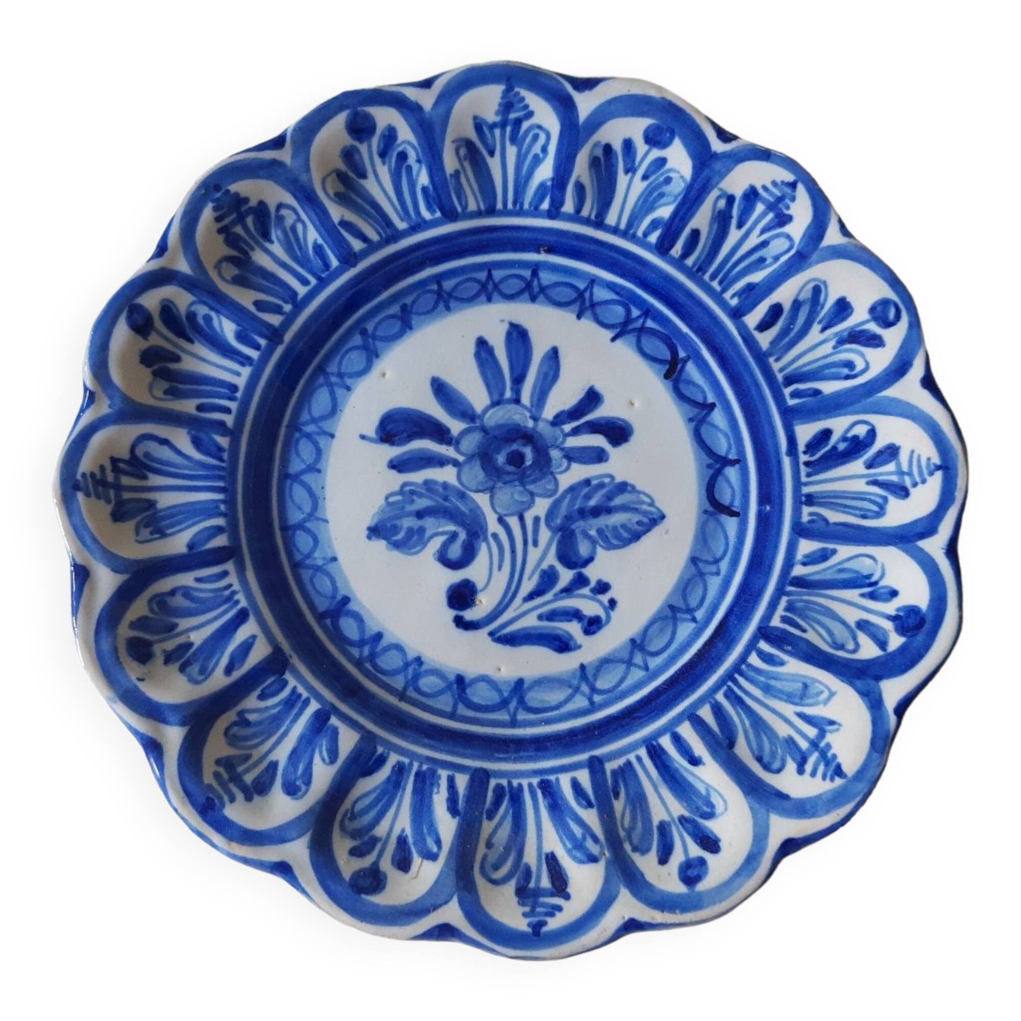 Numbered Spain blue decorative plate