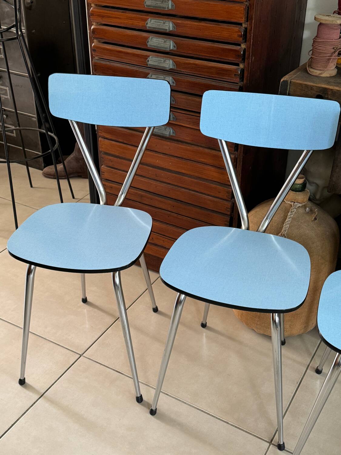 Set of 4 blue Formica chairs