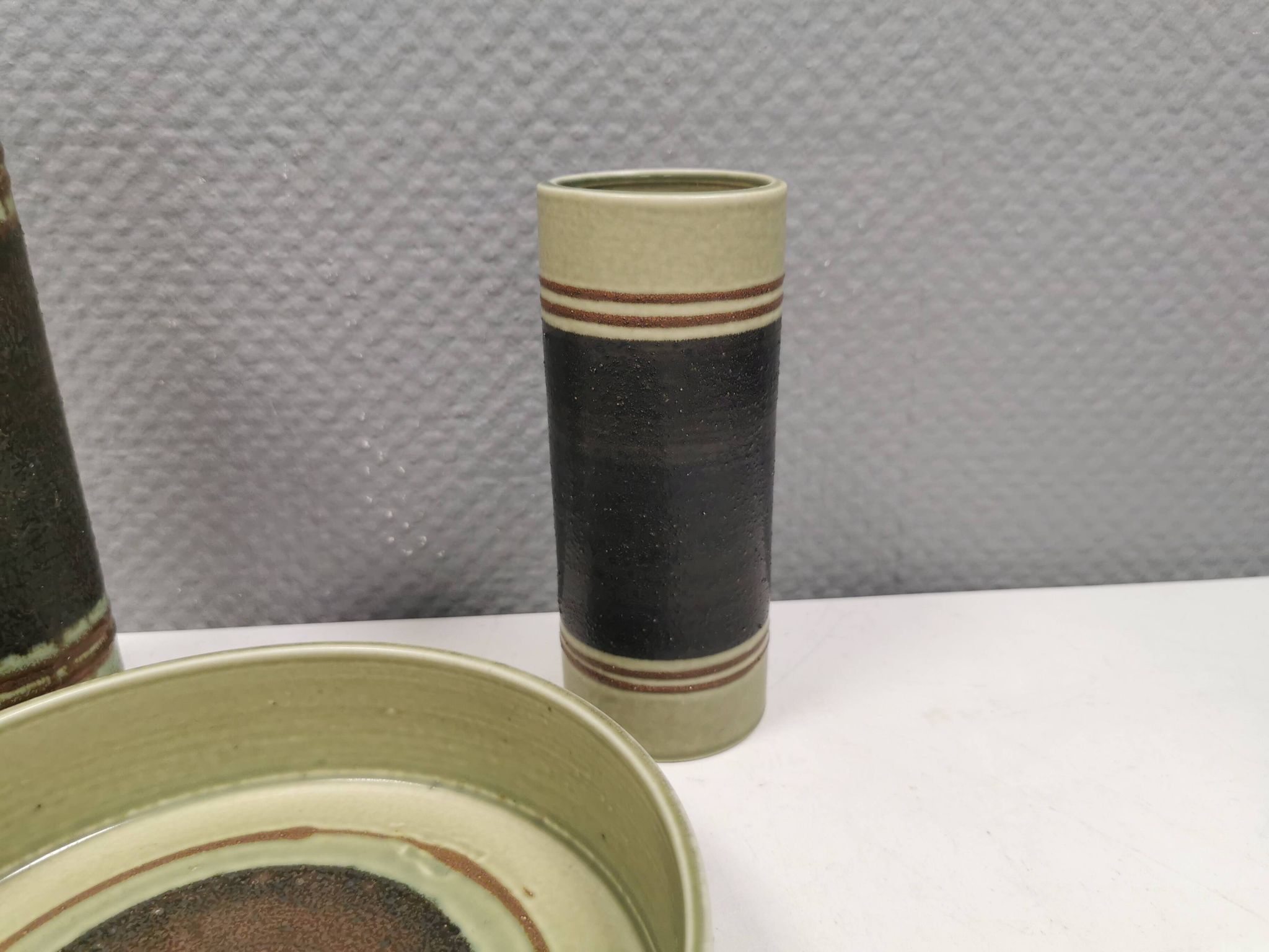 Trio of ceramics, consisting of two vases and a bowl/dish