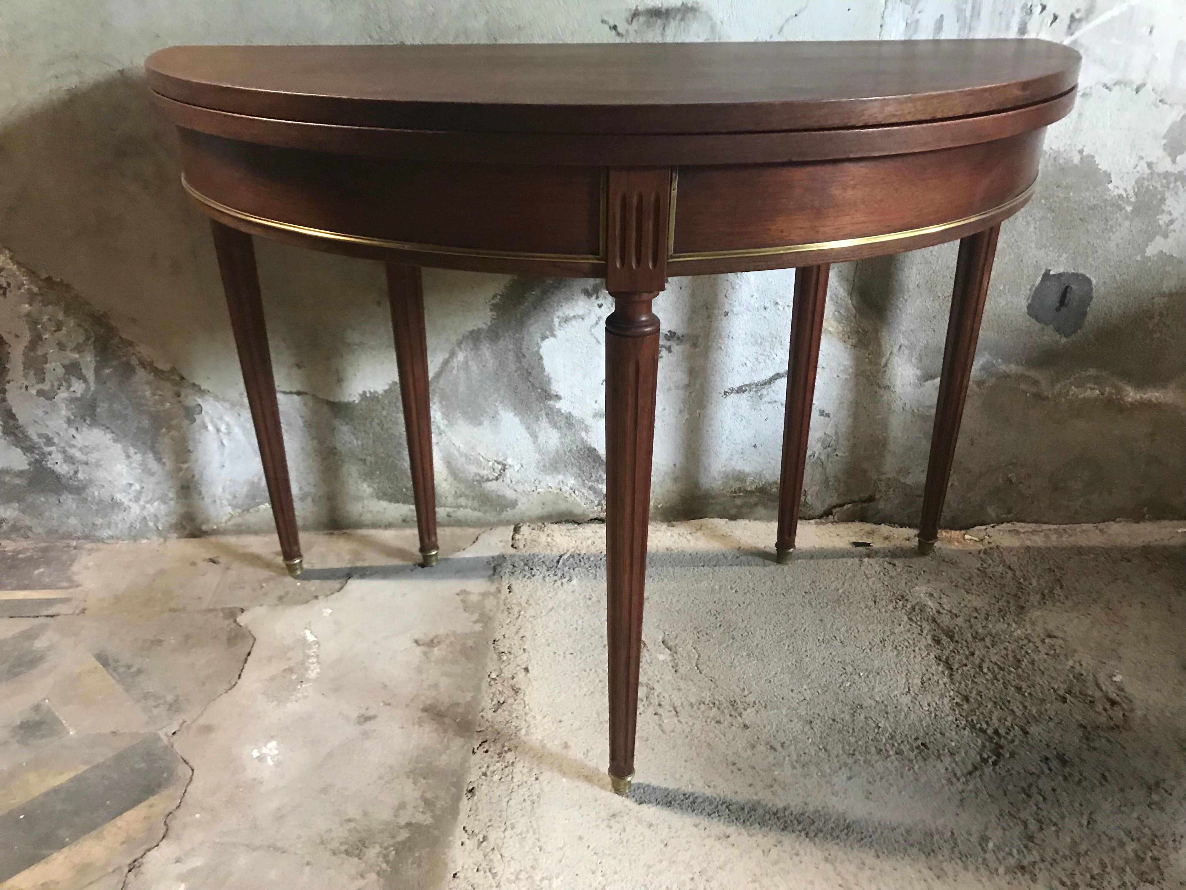 Half moon table Louis XVI