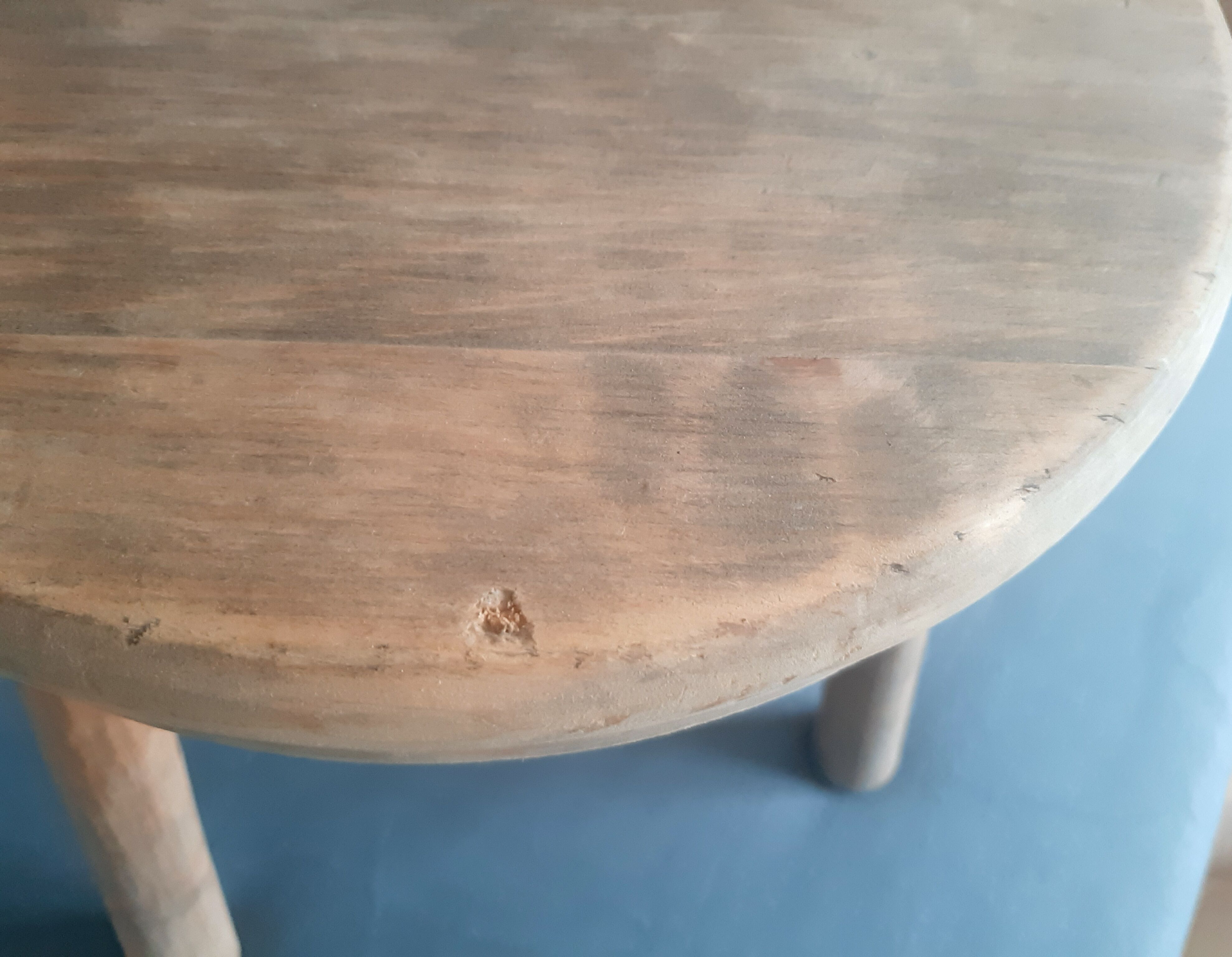 Tripod stool