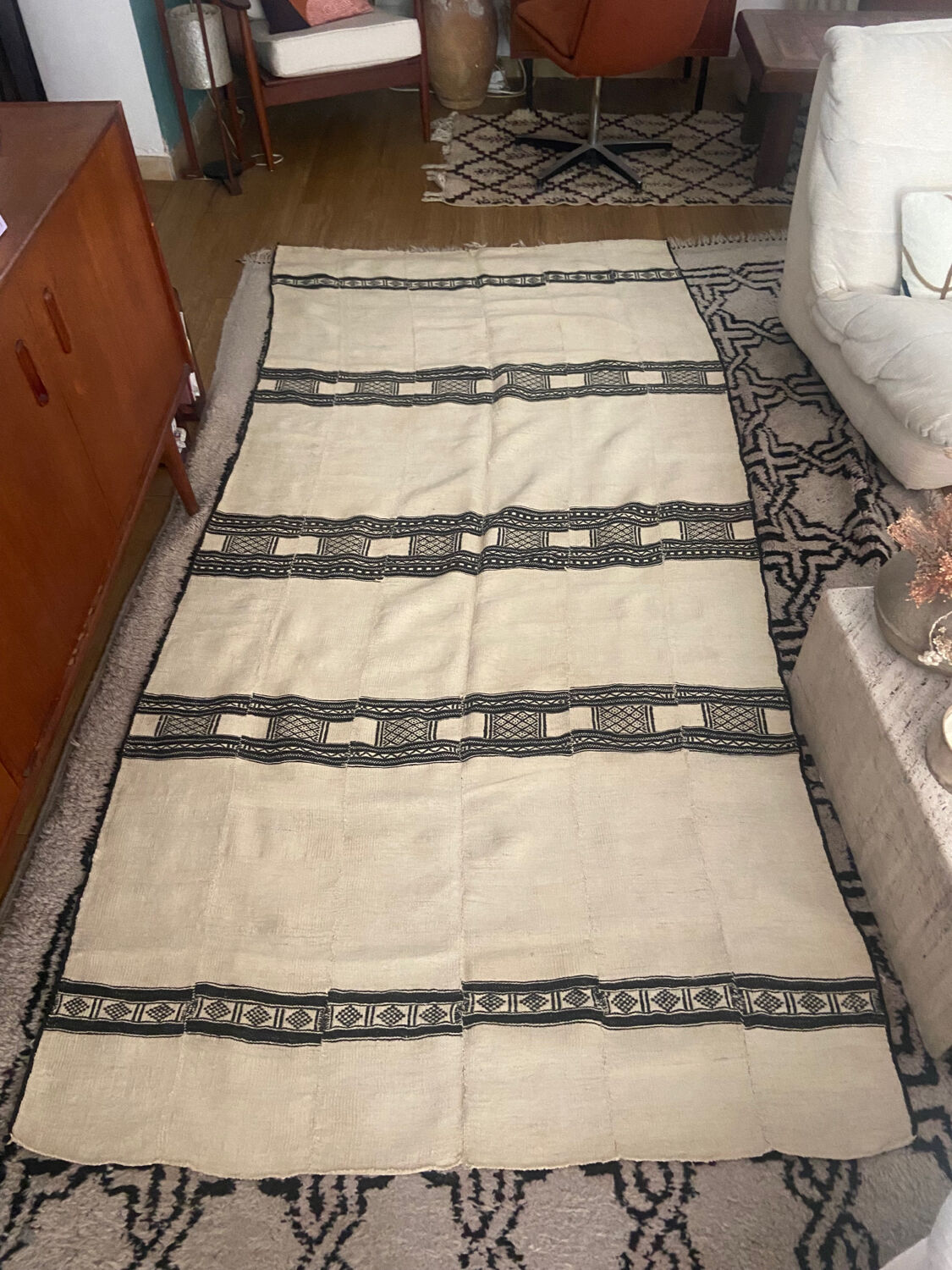 Berber rug / blanket in vintage wool