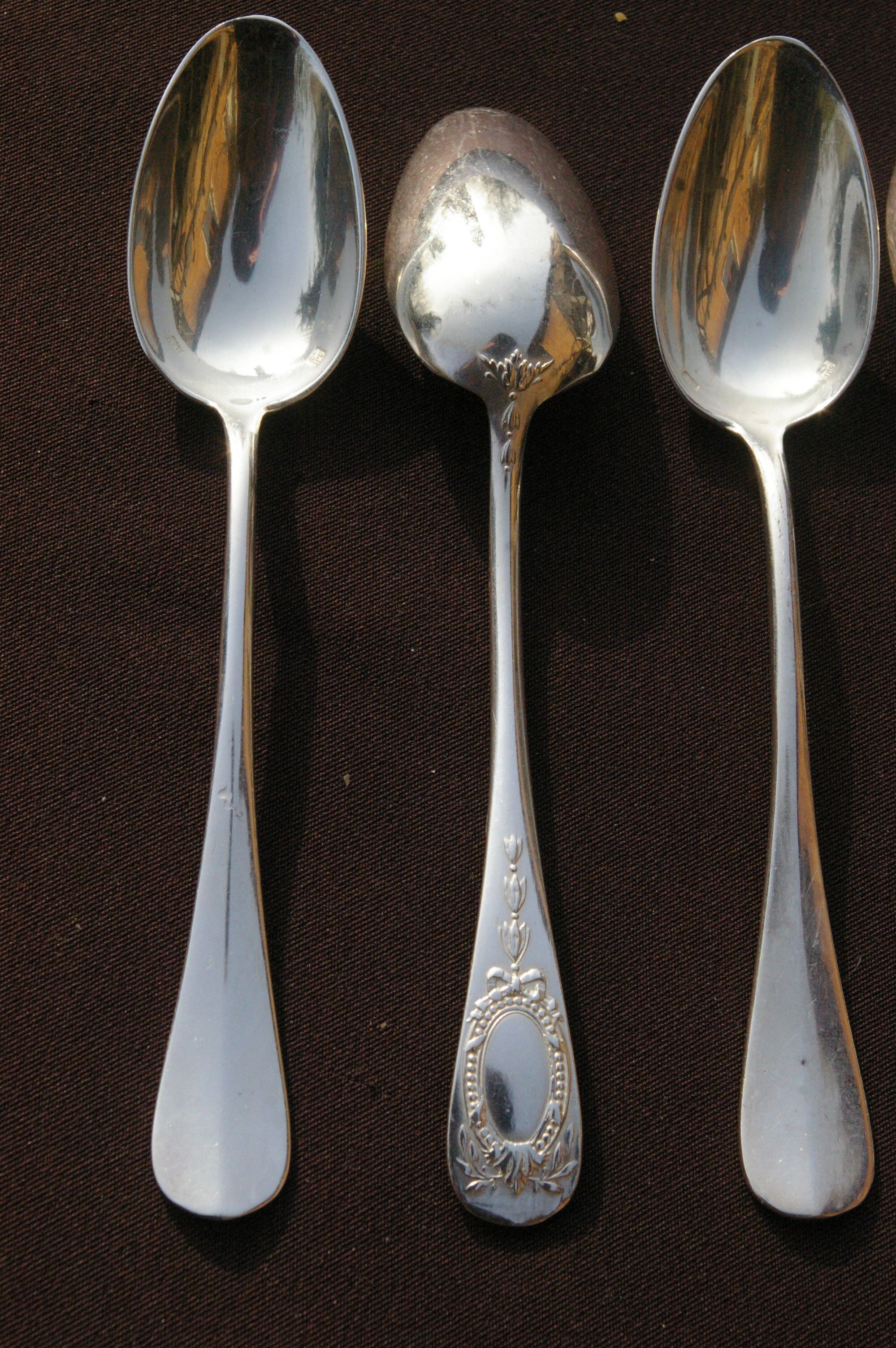 6 silver metal spoons Baguette Medallion