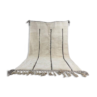 Atlas Moroccan rug made of handmade wool, size 2/3 m.