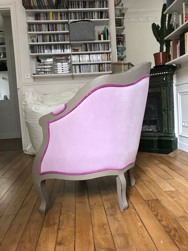 Fauteuil bergère style Louis XV velours rose
