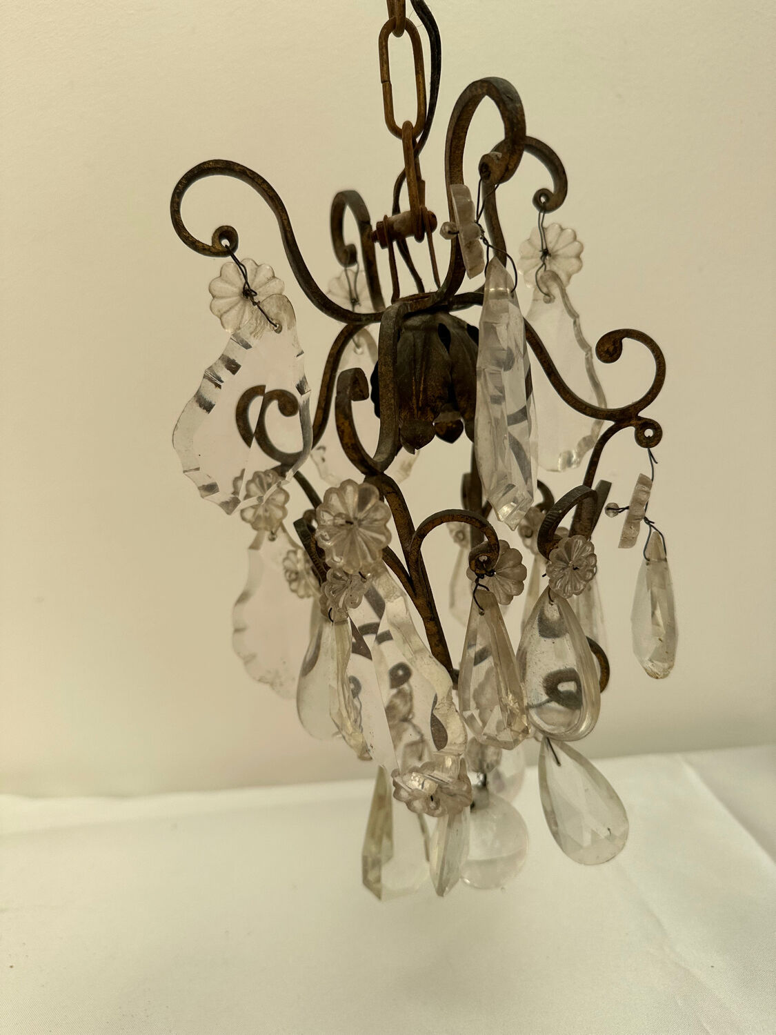 Chandelier in Pampilles Louis XV style