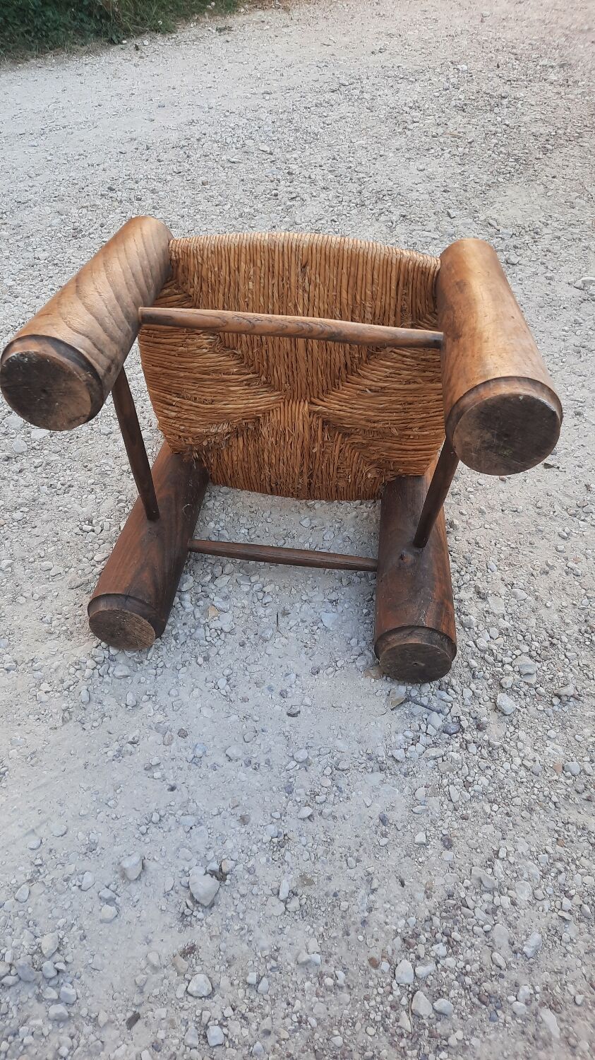 Chaise basse