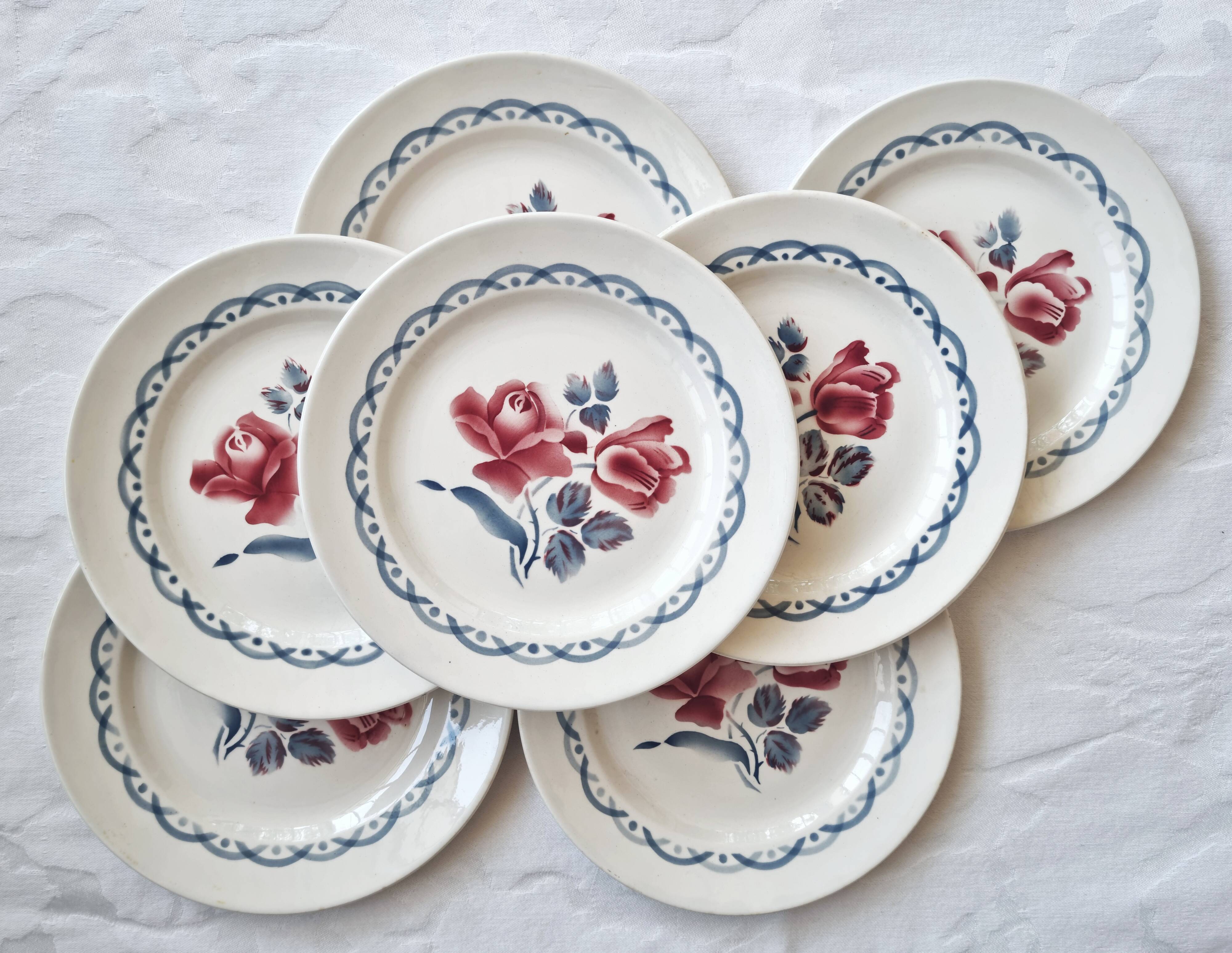 Set of 7 dessert plates Cannes de Digoin