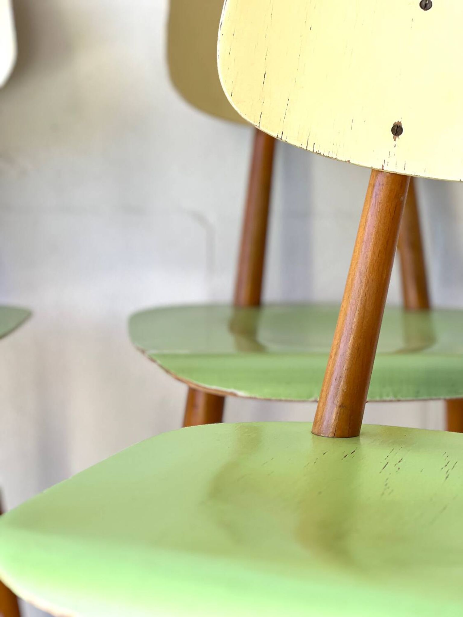 Chaises de salle à manger par TON, ensemble de 4