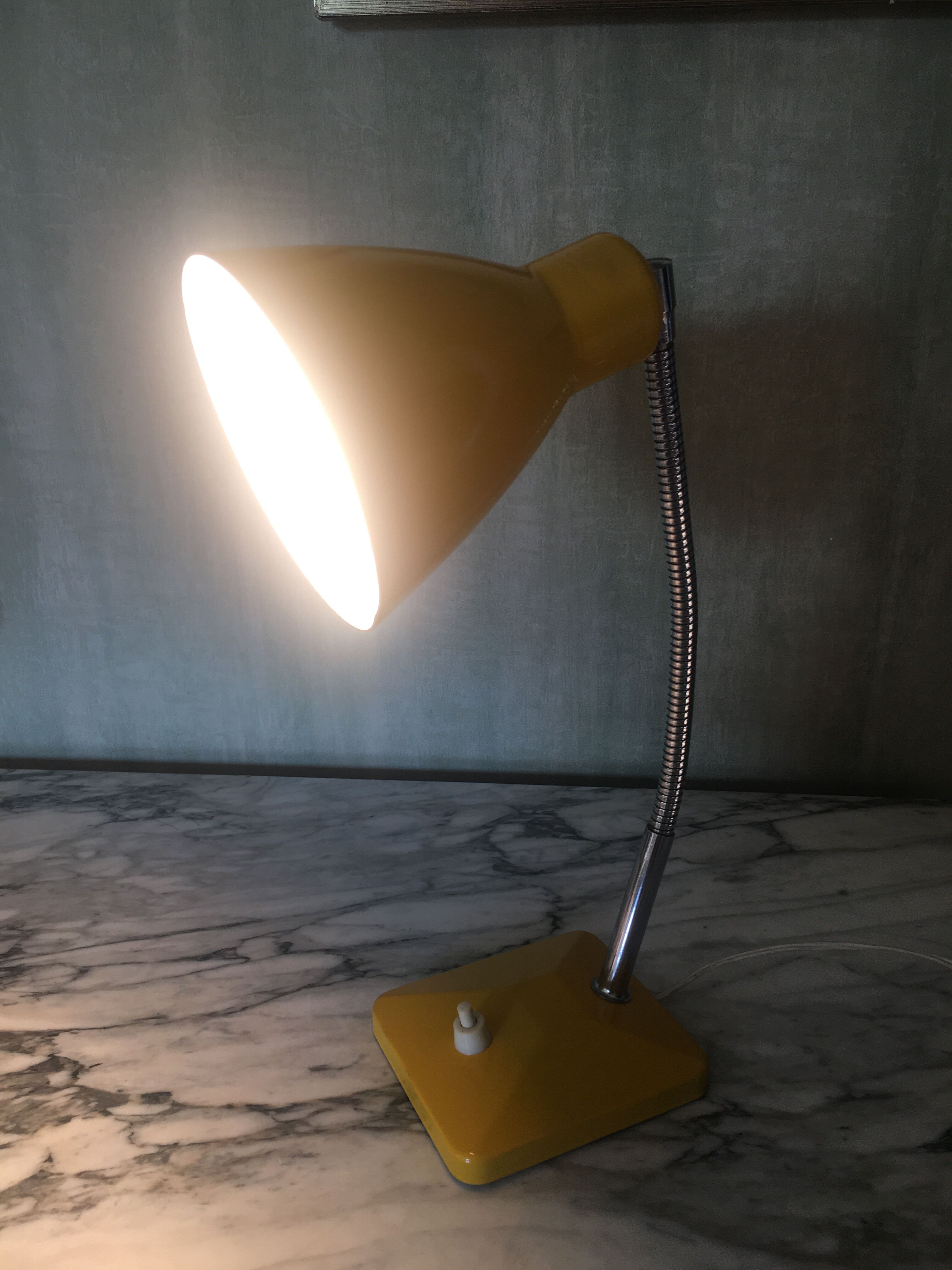 "aluminor" desk lamp