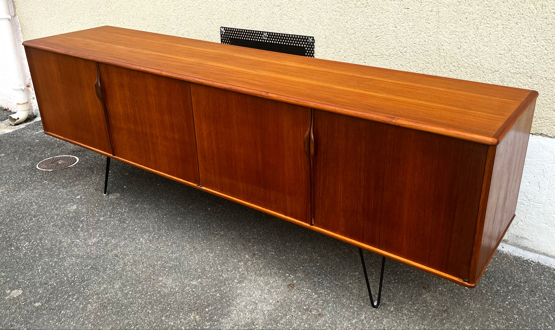 Teak enfilade