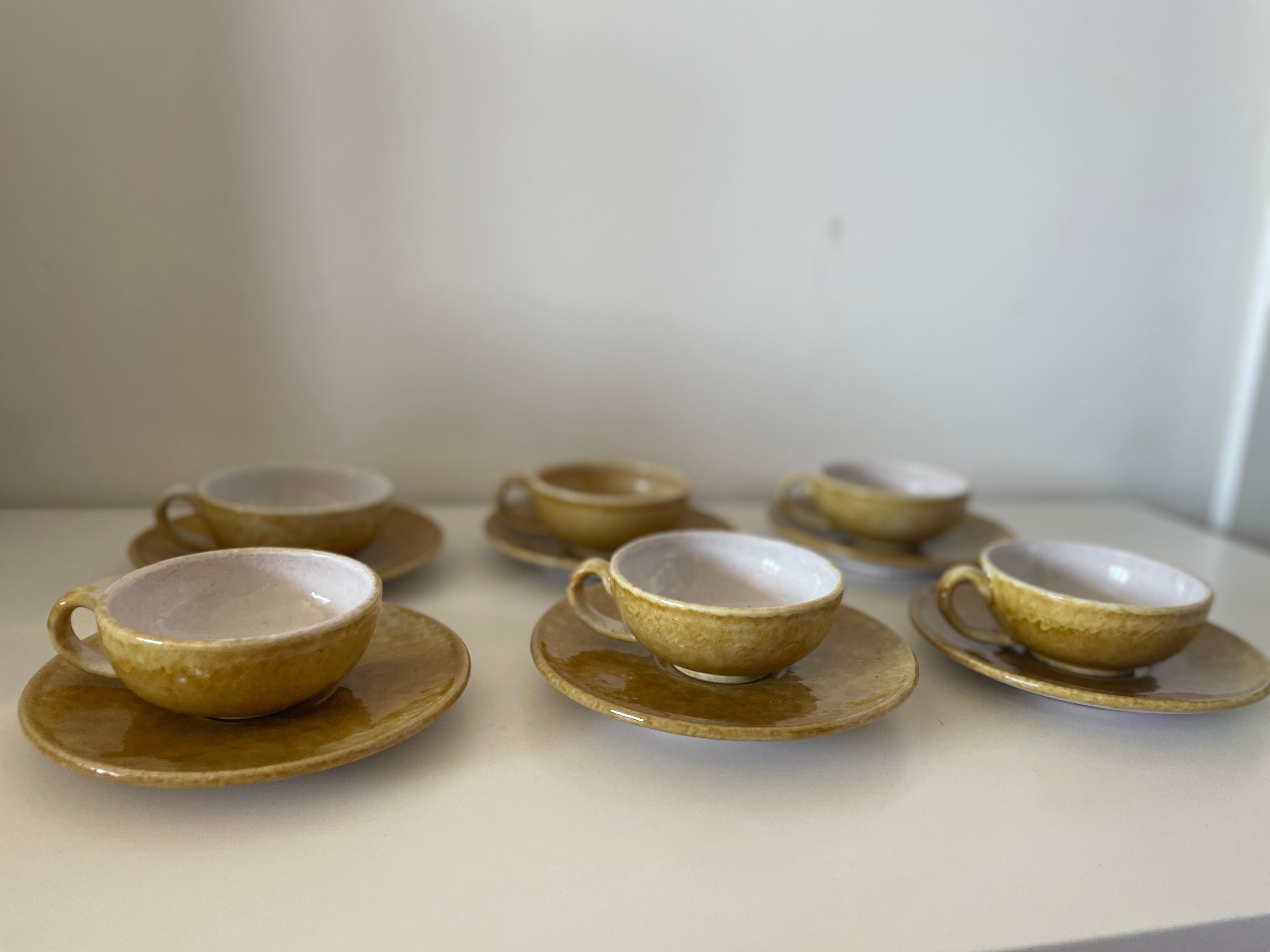 6 tea cups André Freymond