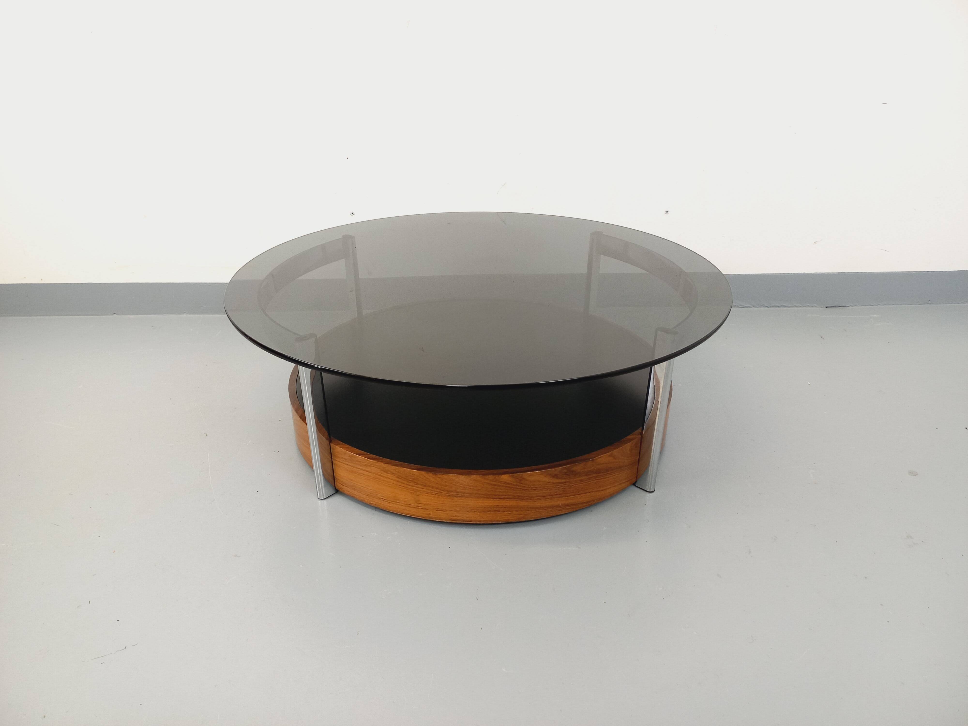 Vintage Italian round coffee table in rosewood, chrome metal, glass.