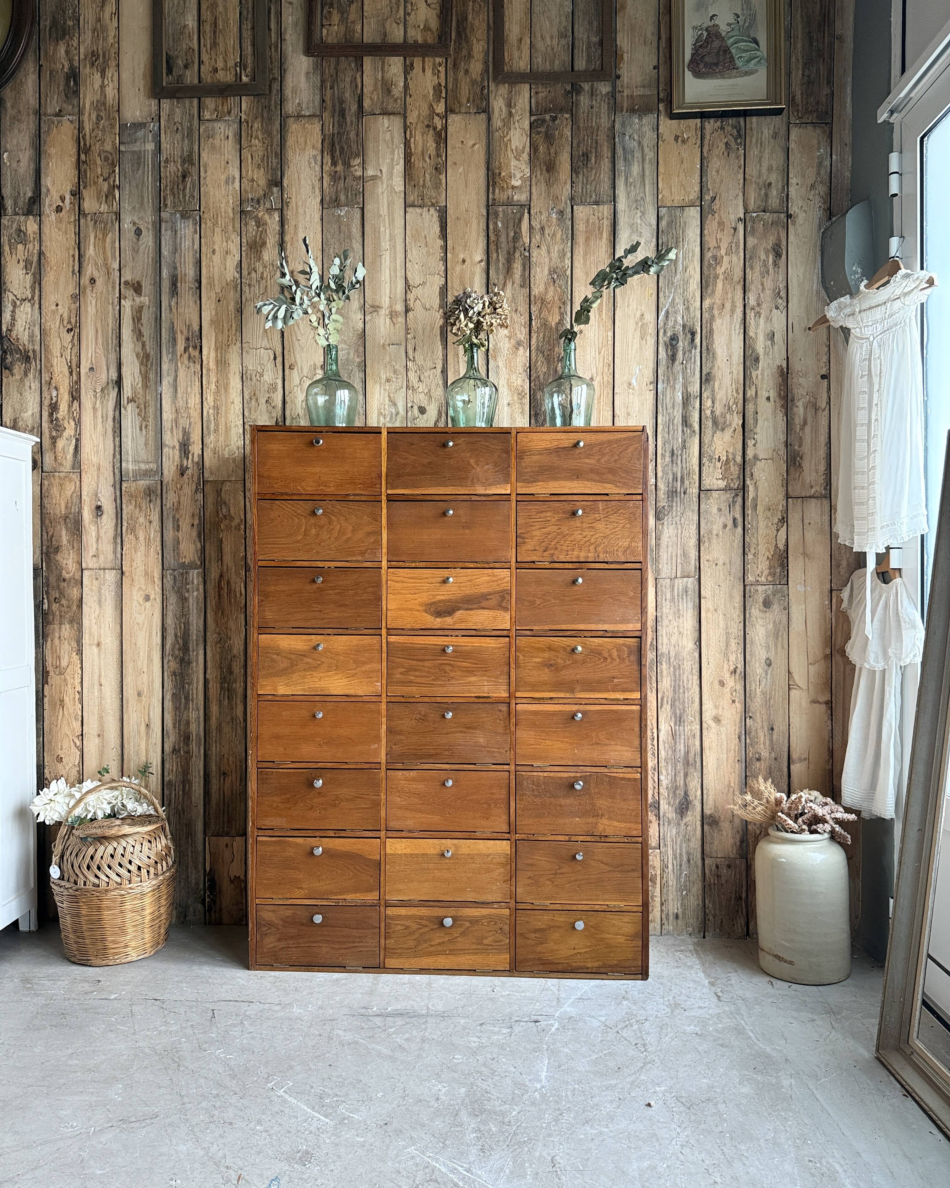 Renovated notary desk with flaps.