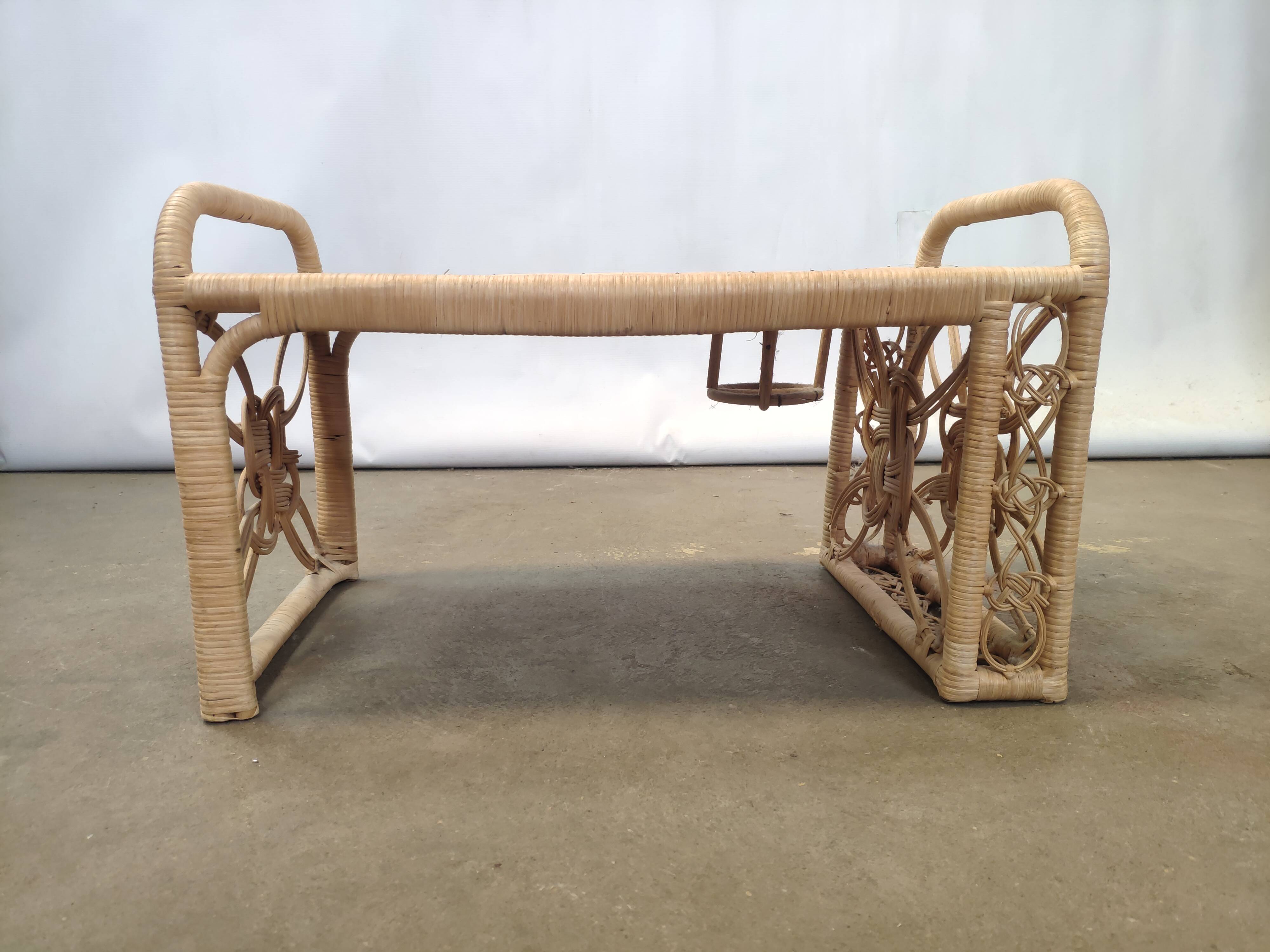 Vintage wicker breakfast trays