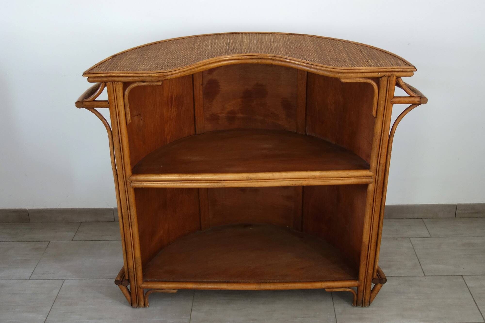 Vintage rattan bar