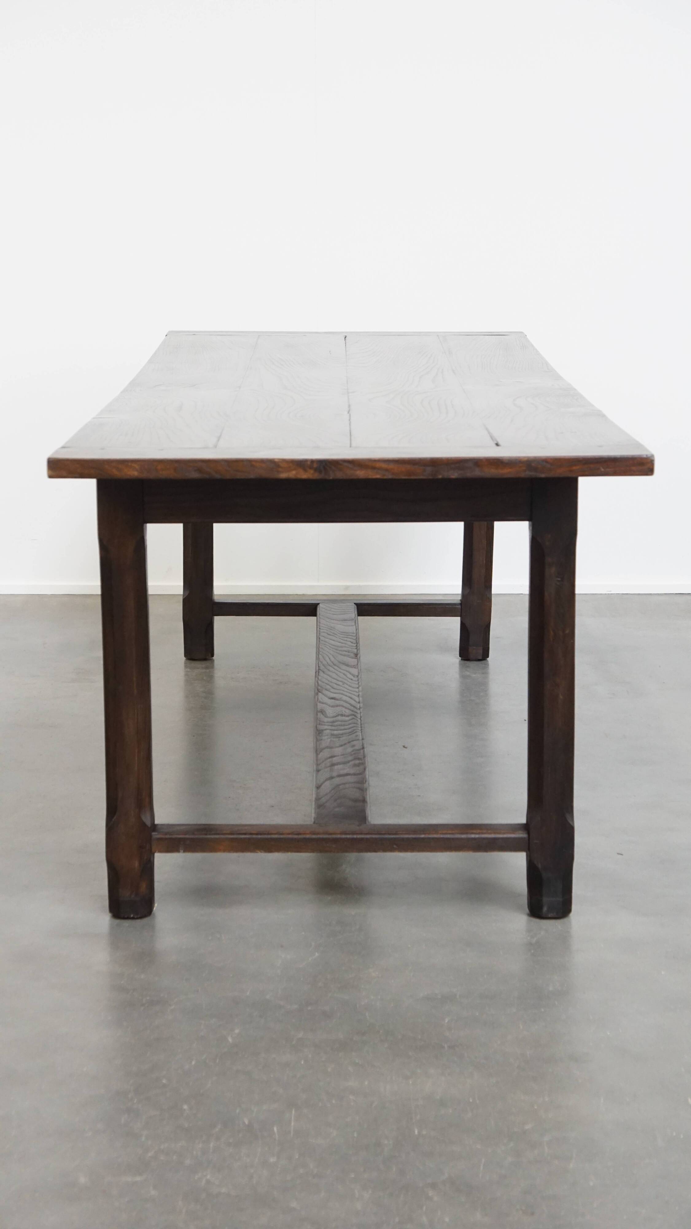 Long Antique English Elm Dining Table from the Early 19th Century