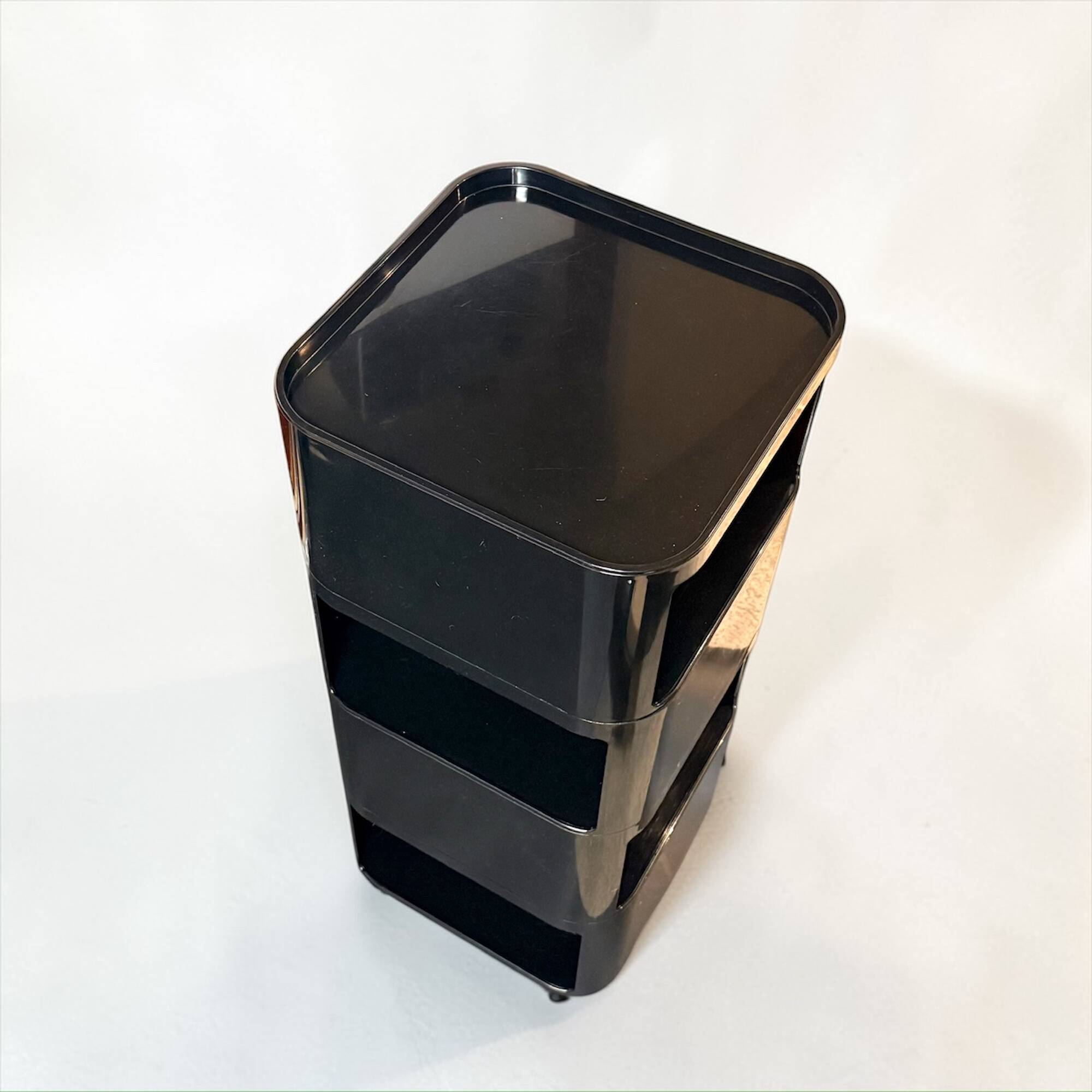 Modules de rangement Kartell design Anna Castelli Ferrieri Italie années 60