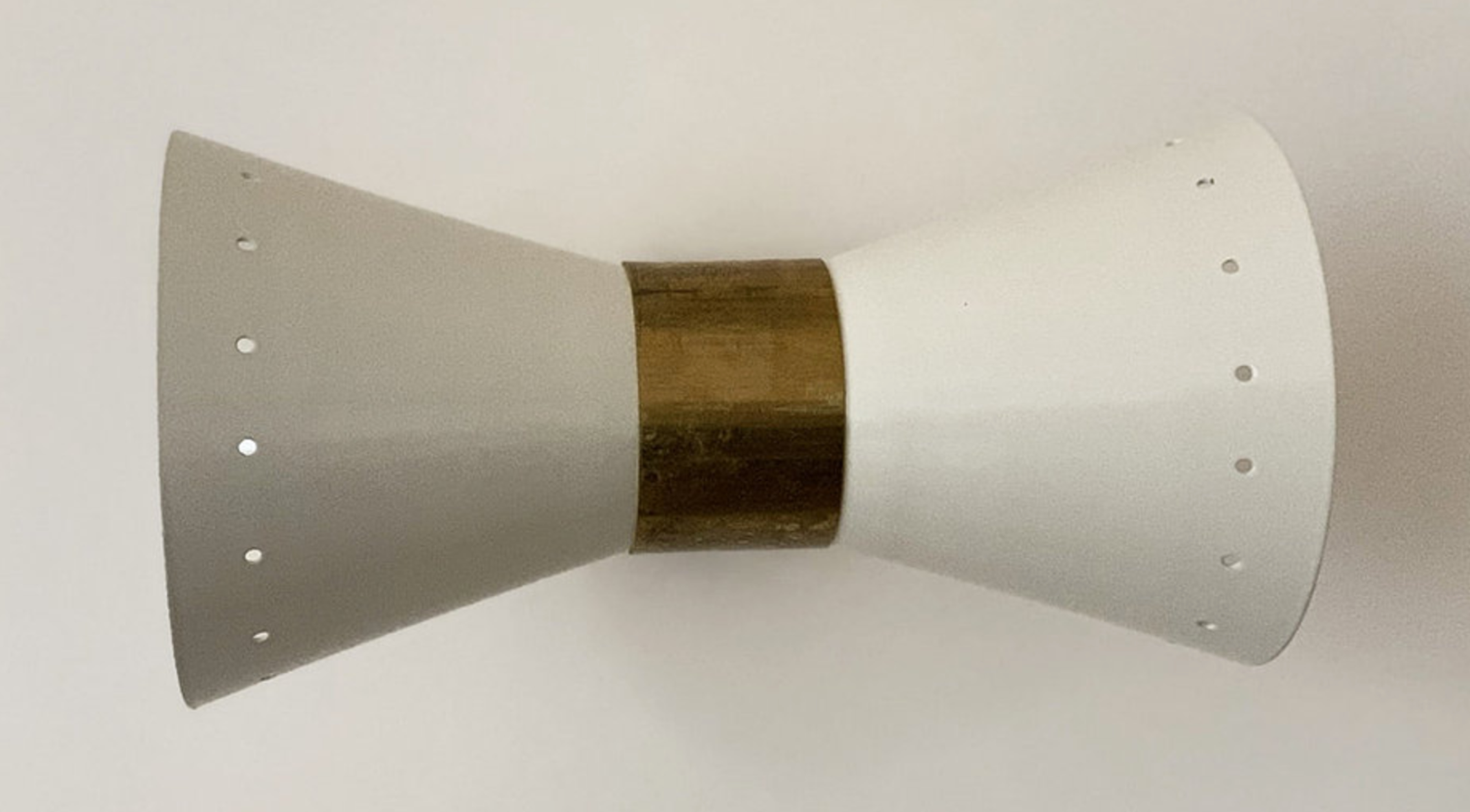 White Diabolo Wall Lamp