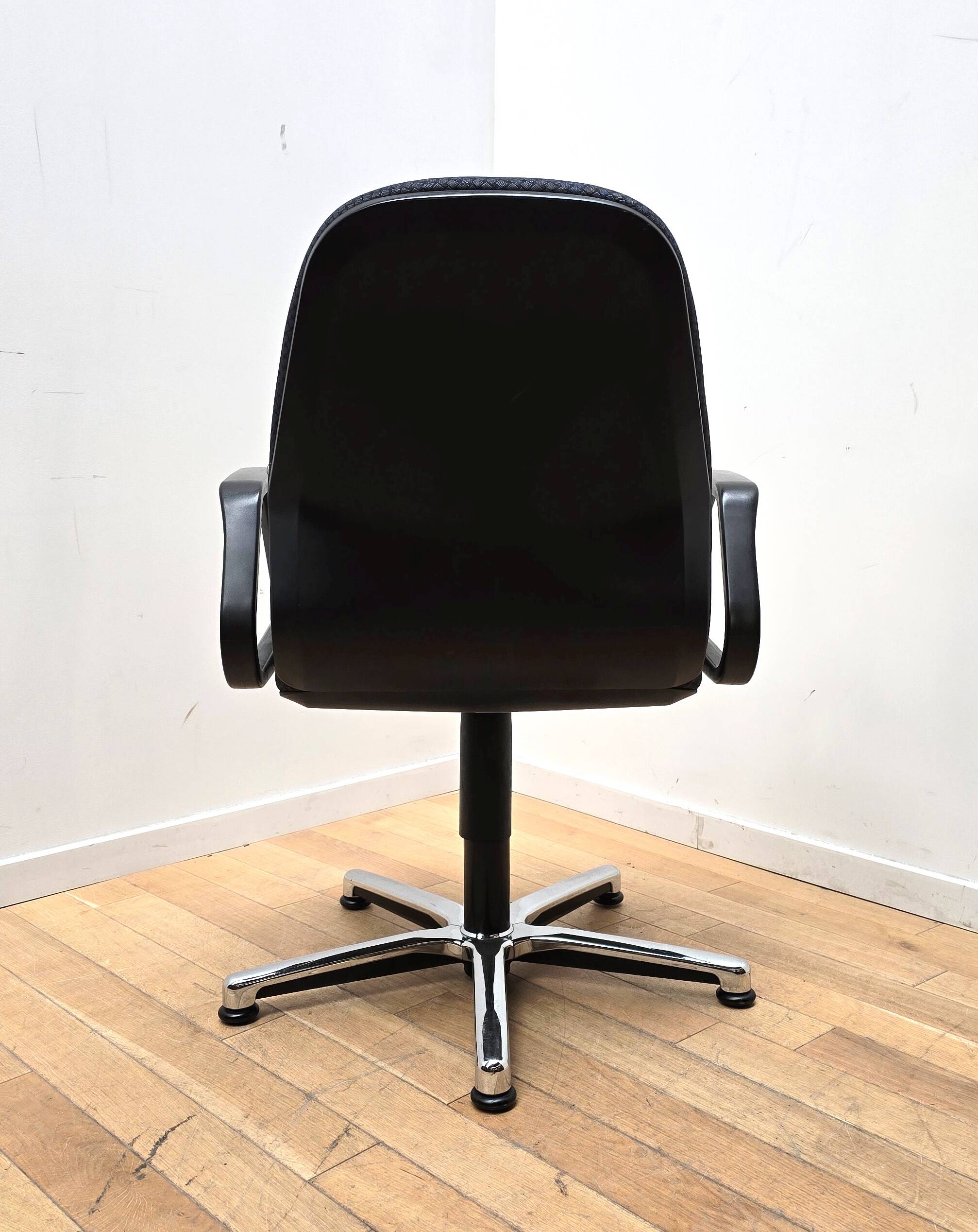 Vintage Comforto office chair