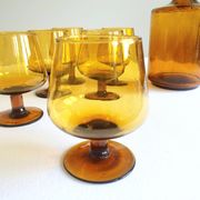 Service en verre ambré années 70