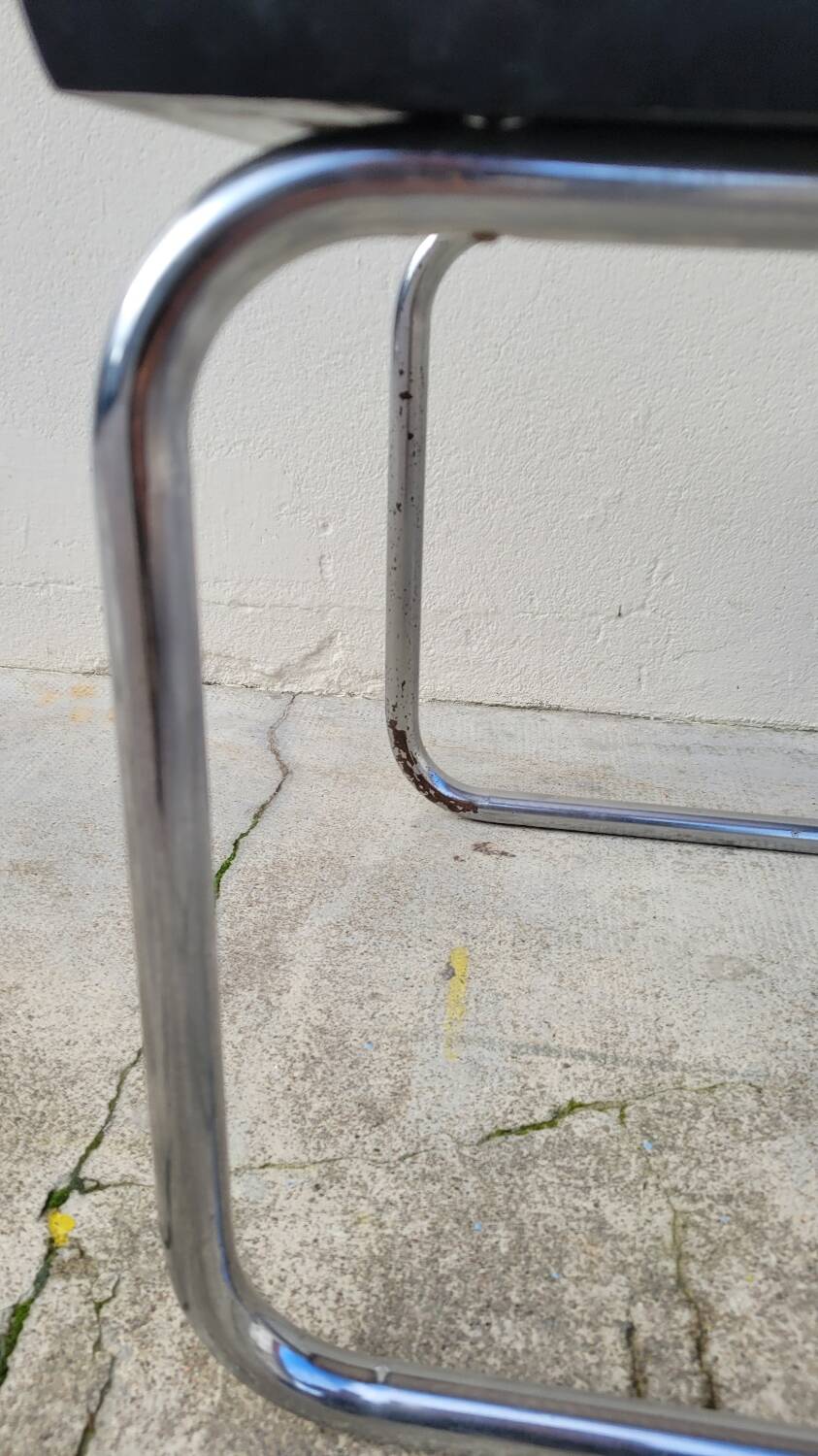 Marcel Breuer armchair model b64 cesca signed Made in Italy