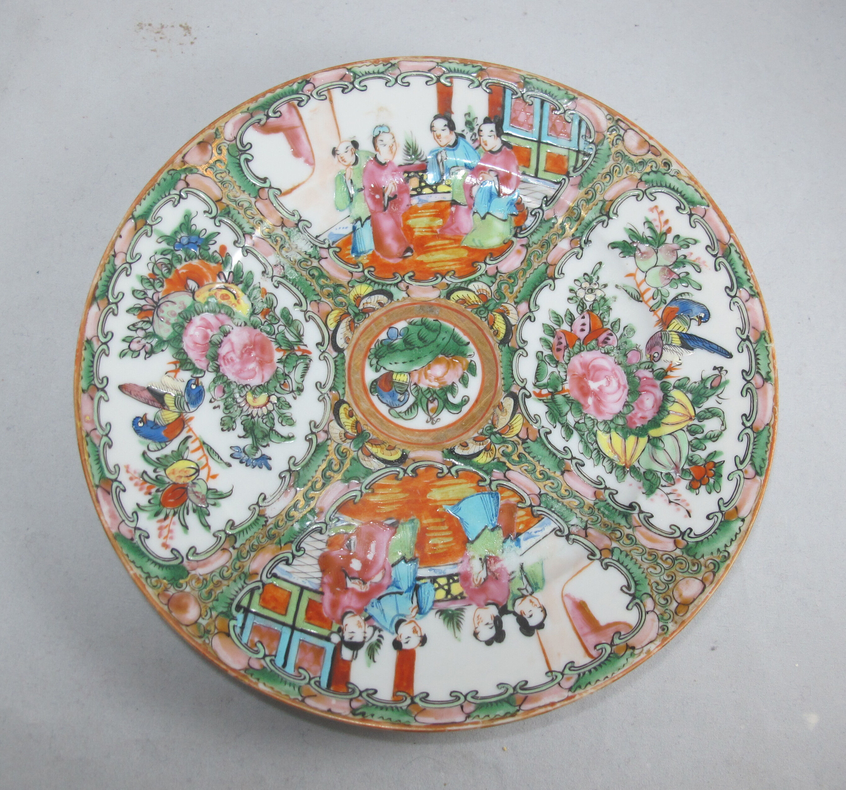 Set of 8 Chinese plates China early twentieth century