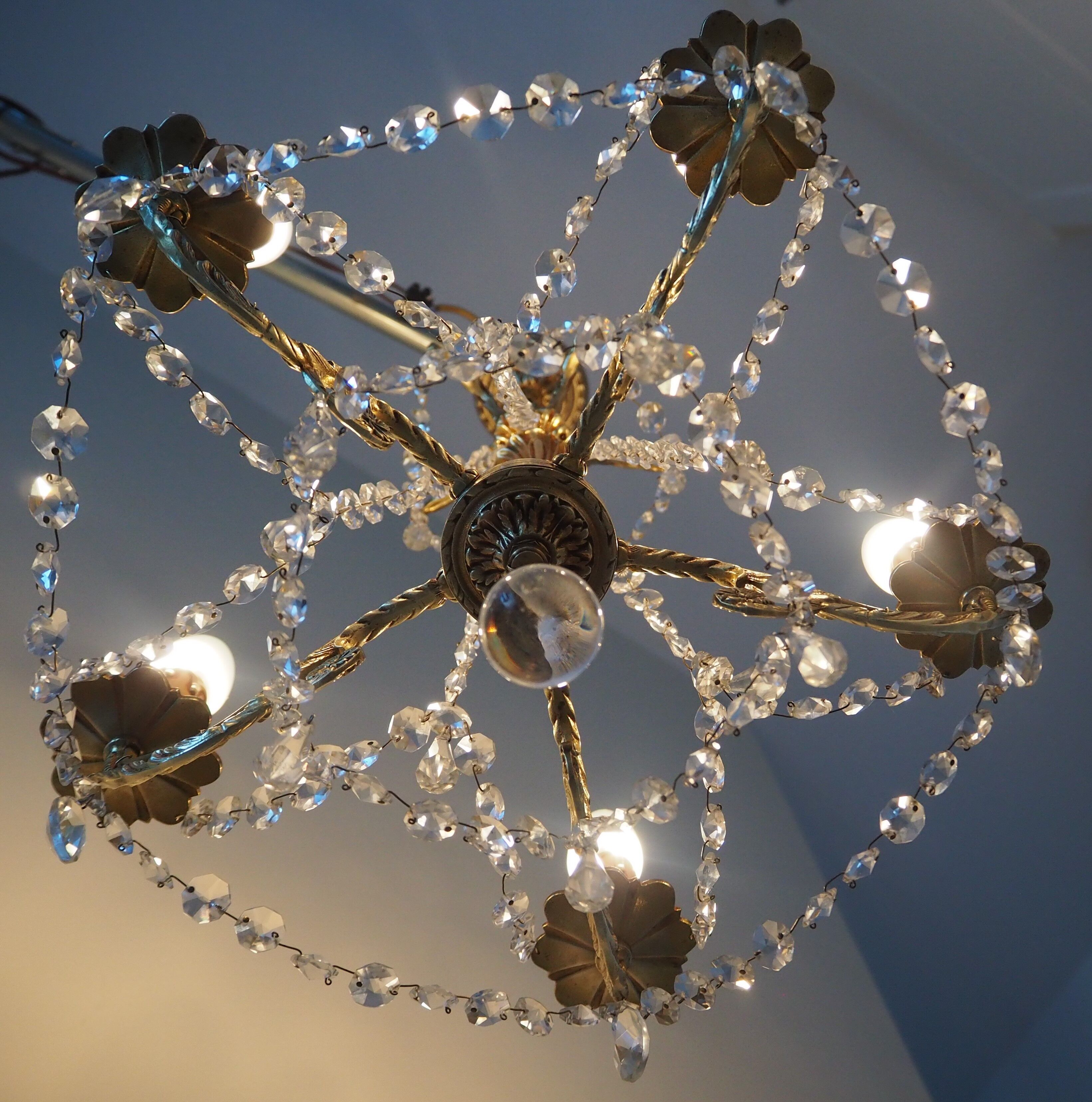 Bronze chandelier and crystal pendants – 5 lights