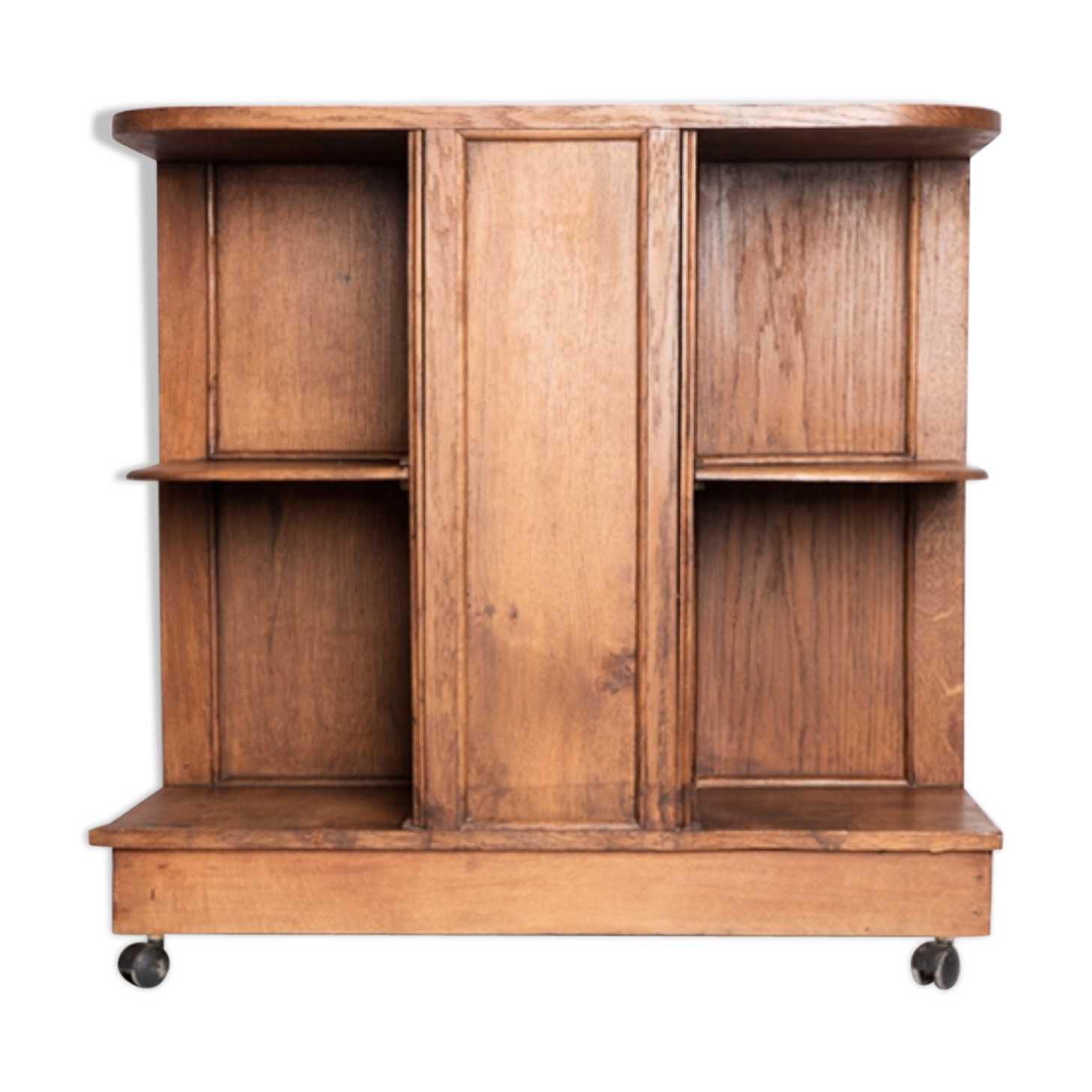 On roulette wooden furniture