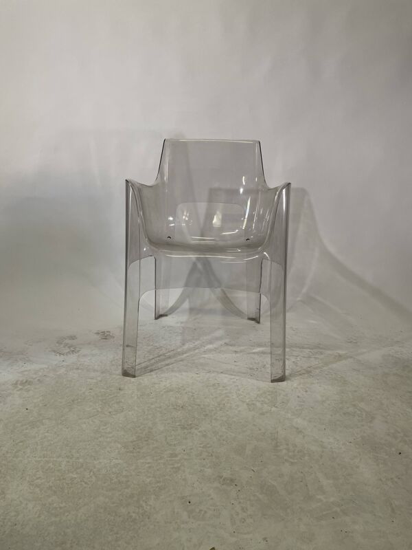 Fauteuil Kiss me Goodbye de Starck pour Kartell