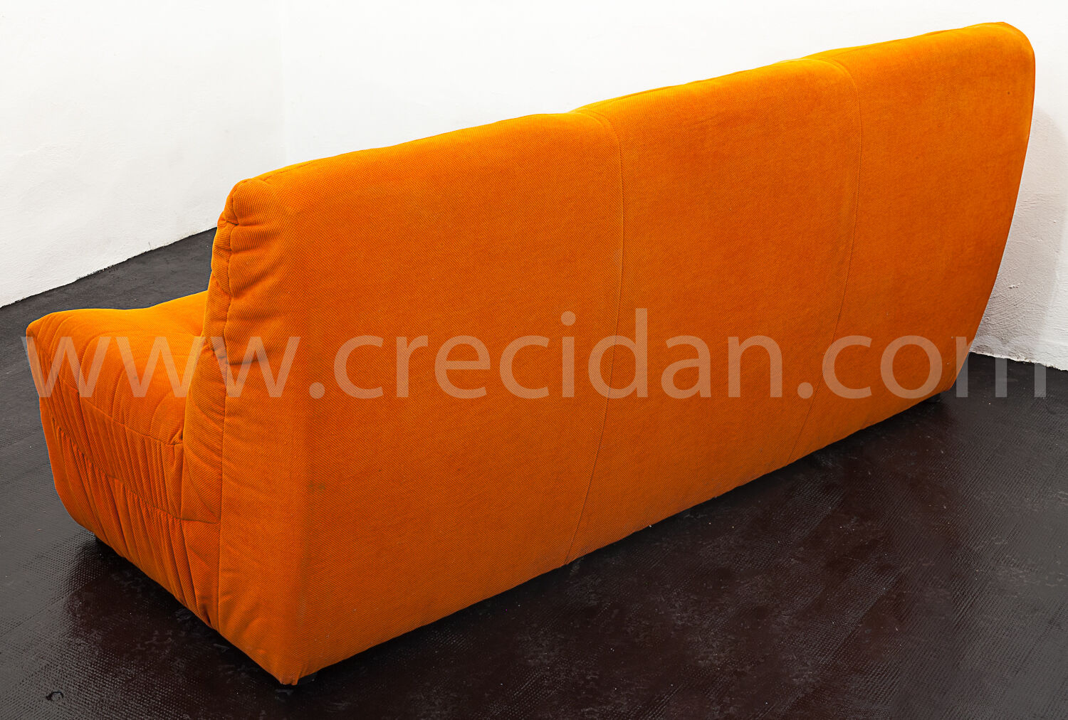 Orange sofa 70'